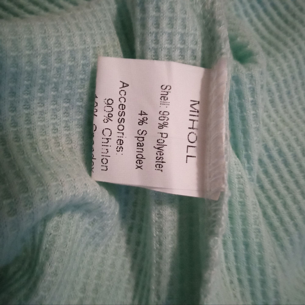 New Without Tag Miholl Mint Green Lace Sleeve Sweatshirt SizeL - Picture 7 of 8